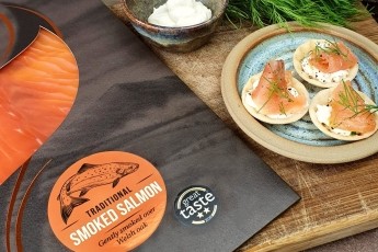 Traditional Smoked Salmon Slices