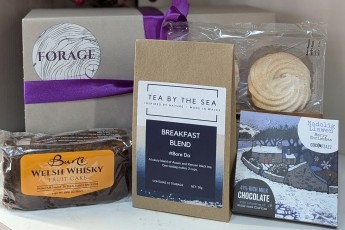 Christmas Tea for Two Hamper